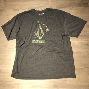 XL Kauai Volcom T shirt.